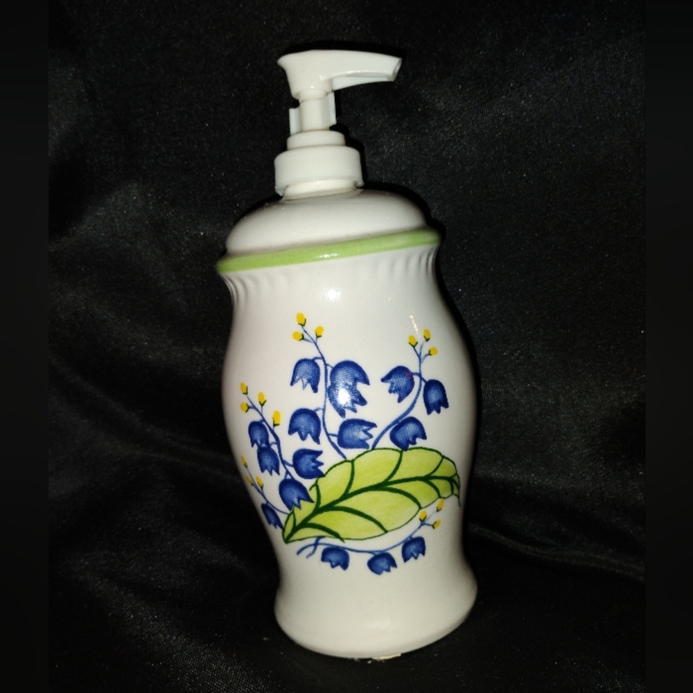 Vintage Floral Ceramic Soap Dispenser